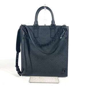 LOUIS VUITTON M55924 MonogramTaurillon Vertical Taurillon ClemenceLeather Black